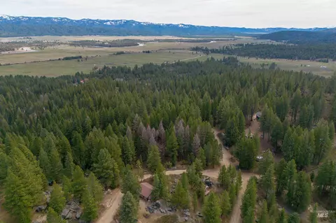 View/Area - 506 Hilltop Rd, Cascade, ID 83611 photo 8 of 8