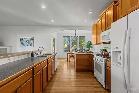 Kitchen - 675 E Pine Ave, Meridian, ID 83642 photo 1 of 5
