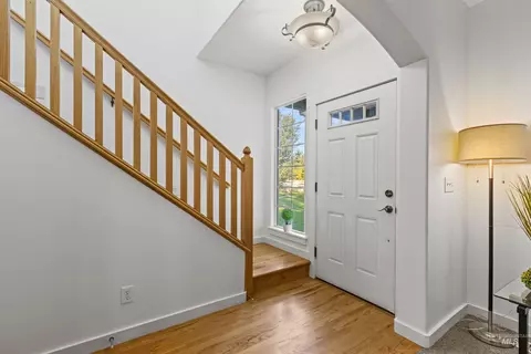 Entry Way - 675 E Pine Ave, Meridian, ID 83642 photo 1 of 3
