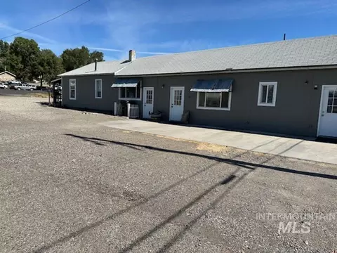 Other - 94 N Oneida, Glenns Ferry, ID 83623 photo 4 of 8