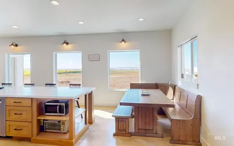 Dining - 29 W 400 N, Jerome, ID 83338 photo 1 of 1