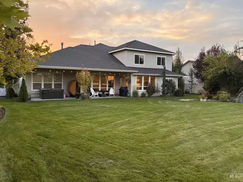 Exterior - 2682 N Camerton Pl, Eagle, ID 83616 photo 1 of 10