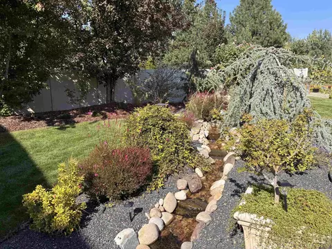 Exterior - 2682 N Camerton Pl, Eagle, ID 83616 photo 9 of 10