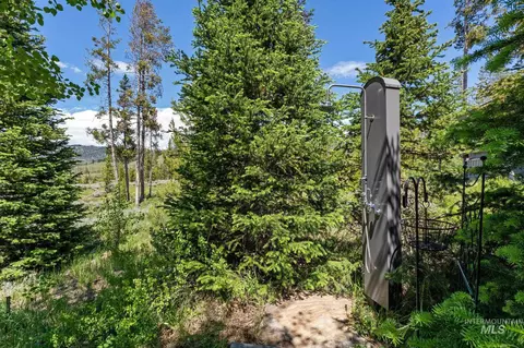 Exterior - 2425 Cow Camp Rd, Stanley, ID 83278 photo 7 of 11
