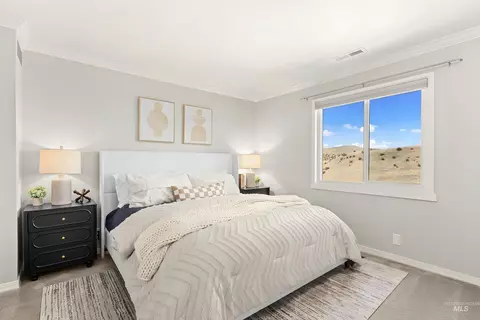 Bedroom - 1218 E Hearthstone Dr, Boise, ID 83702 photo 2 of 5
