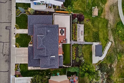 View/Area - 1218 E Hearthstone Dr, Boise, ID 83702 photo 4 of 6