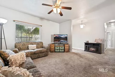 Other - 908 Walnut St, Caldwell, ID 83605 photo 2 of 10