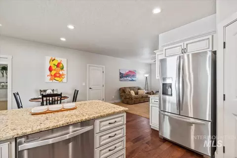 Kitchen - 908 Walnut St, Caldwell, ID 83605 photo 4 of 4