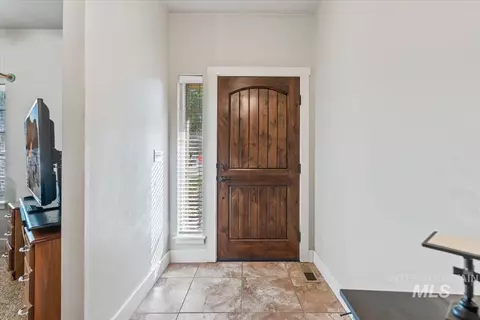 Entry Way - 908 Walnut St, Caldwell, ID 83605 photo 1 of 1