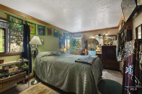 Bedroom - 2912 S 1050 E, Hagerman, ID 83332 photo 1 of 2