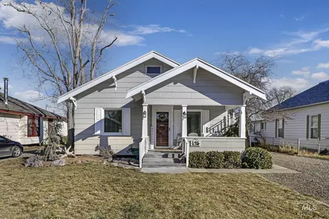 Exterior - 435 4th Ave E, Twin Falls, ID 83301 photo 8 of 9
