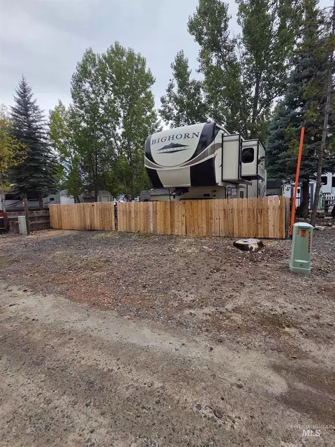 514 E24 Sawyer St, Cascade, ID 83611 photo 4