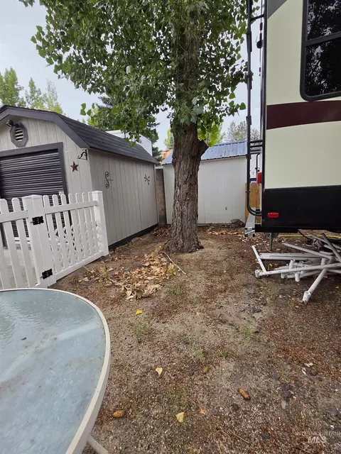 514 E24 Sawyer St, Cascade, ID 83611 photo 6