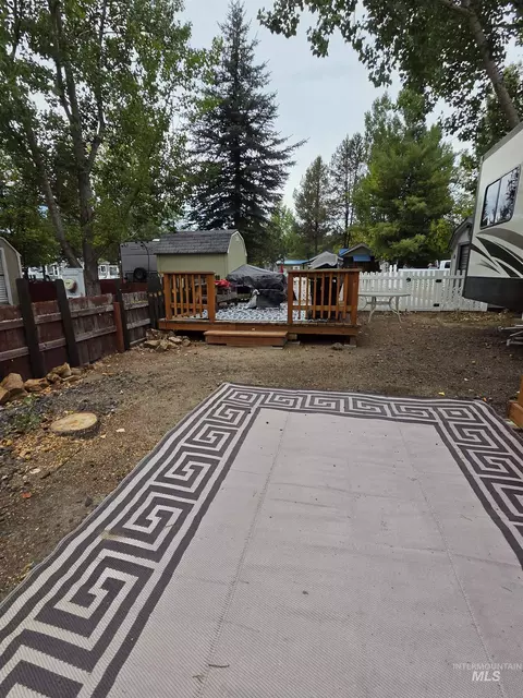 514 E24 Sawyer St, Cascade, ID 83611 photo 5