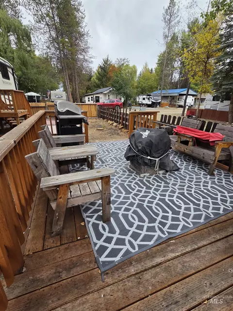 514 E24 Sawyer St, Cascade, ID 83611 photo 11