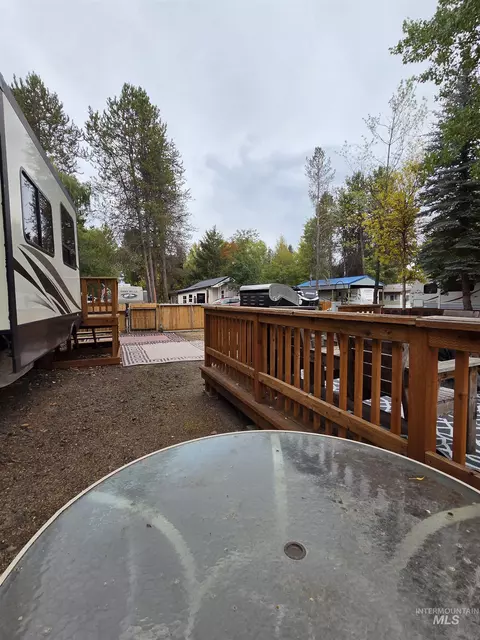 514 E24 Sawyer St, Cascade, ID 83611 photo 8