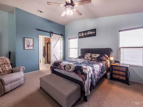 Bedroom - 14256 Pearl Pointe Dr, Caldwell, ID 83607 photo 2 of 5