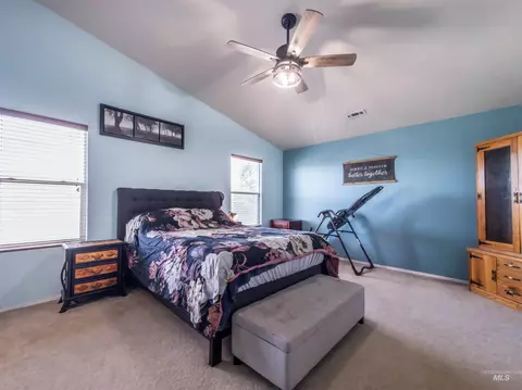 Bedroom - 14256 Pearl Pointe Dr, Caldwell, ID 83607 photo 1 of 5
