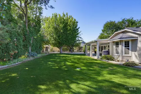 Exterior - 705 Keogh Ln, Caldwell, ID 83607 photo 10 of 13