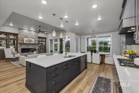 Kitchen - 5693 W Pulaski St, Eagle, ID 83616 photo 3 of 3