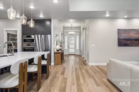 Entry Way - 5693 W Pulaski St, Eagle, ID 83616 photo 3 of 4