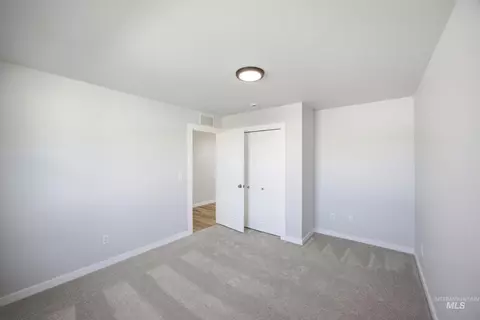 Bedroom - 7289 W Newtown Dr, Eagle, ID 83616 photo 2 of 11