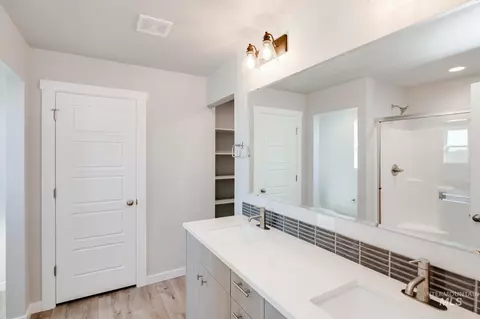Bath - 7447 W Newtown Dr, Eagle, ID 83616 photo 3 of 3