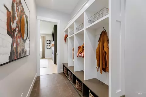 Entry Way - 4357 W Estuary Ct, Eagle, ID 83616 photo 1 of 6
