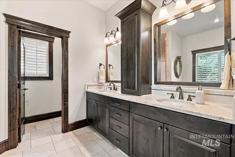 Bath - 986 W Cherry Bello Dr, Eagle, ID 83616 photo 2 of 6