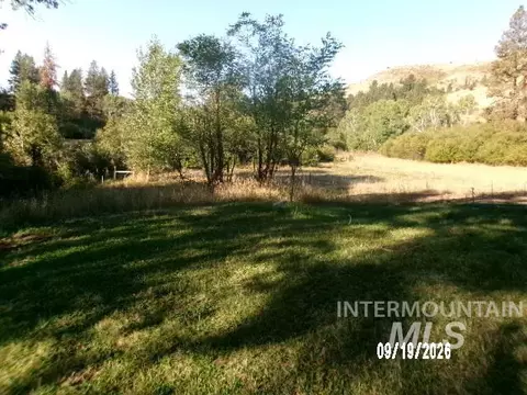 Exterior - 31997 Second Fork Rd, Ola, ID 83657 photo 12 of 14