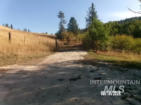 Other - 31997 Second Fork Rd, Ola, ID 83657 photo 2 of 27