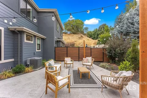 Exterior - 3277 S Sedgebrook Ln, Eagle, ID 83616 photo 10 of 12