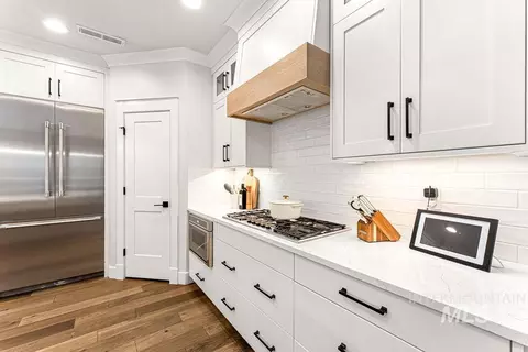 Kitchen - 3277 S Sedgebrook Ln, Eagle, ID 83616 photo 4 of 9