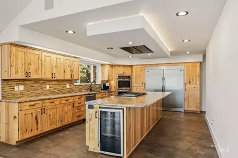 Kitchen - 3360 E Main St, Lewiston, ID 83501 photo 1 of 2