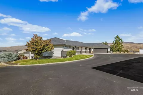 Exterior - 3360 E Main St, Lewiston, ID 83501 photo 1 of 5