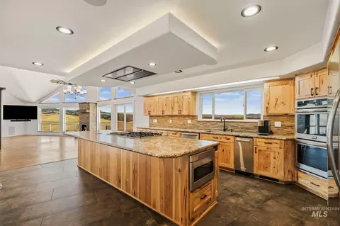 Kitchen - 3360 E Main St, Lewiston, ID 83501 photo 2 of 2