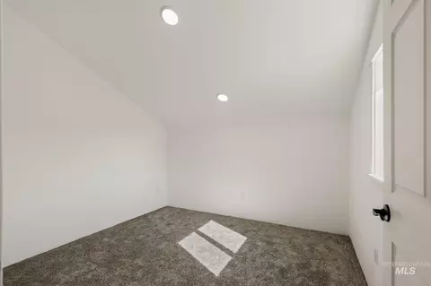 Bedroom - 3360 E Main St, Lewiston, ID 83501 photo 5 of 5
