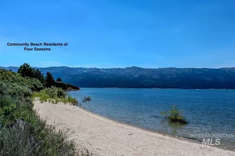 View/Area - 1496 Pine Ridge Dr, Cascade, ID 83611 photo 2 of 2
