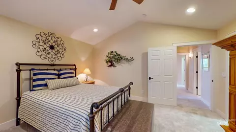 Bedroom - 3350 E 4000 N, Kimberly, ID 83341 photo 1 of 8
