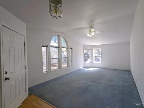 Living - 1215 W 7th, Weiser, ID 83672 photo 1 of 5