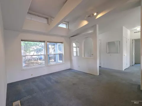 Living - 1215 W 7th, Weiser, ID 83672 photo 5 of 5