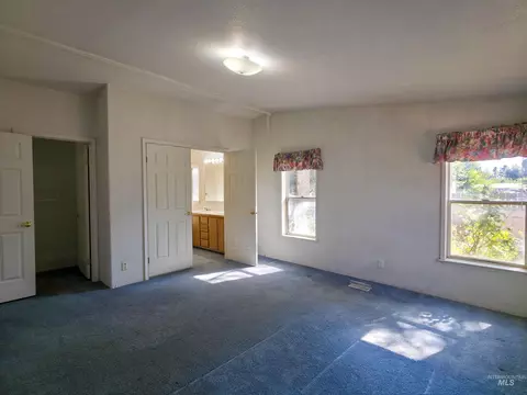 Bedroom - 1215 W 7th, Weiser, ID 83672 photo 2 of 3