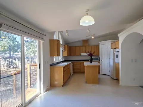 Kitchen - 1215 W 7th, Weiser, ID 83672 photo 1 of 1