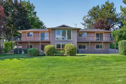 Exterior - 1148 N Eagle Hills Way, Eagle, ID 83616 photo 5 of 5
