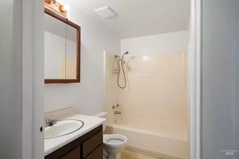 526 E Avenue J, Jerome, ID 83338 photo 11
