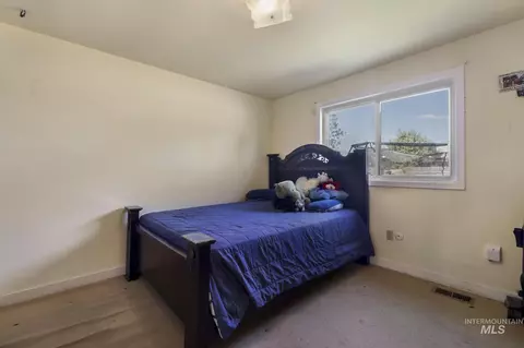 Bedroom - 818 19th Ave E, Jerome, ID 83338 photo 1 of 7