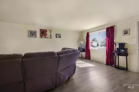 Other - 818 19th Ave E, Jerome, ID 83338 photo 6 of 12
