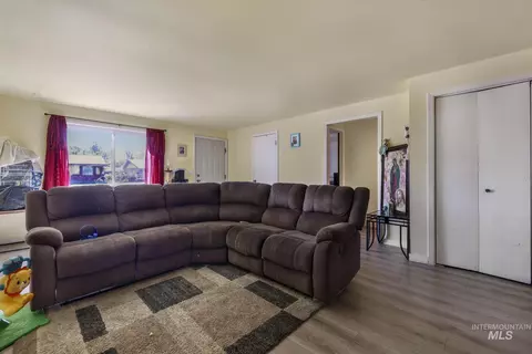 Other - 818 19th Ave E, Jerome, ID 83338 photo 4 of 12