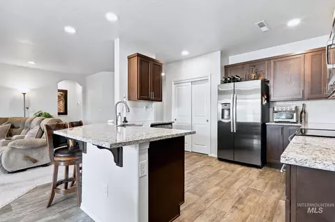 Kitchen - 4939 E Patchwork Dr, Nampa, ID 83686 photo 1 of 6