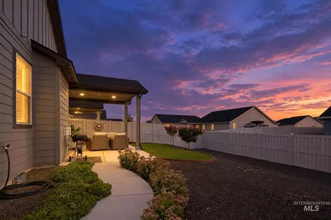 Exterior - 4939 E Patchwork Dr, Nampa, ID 83686 photo 17 of 18